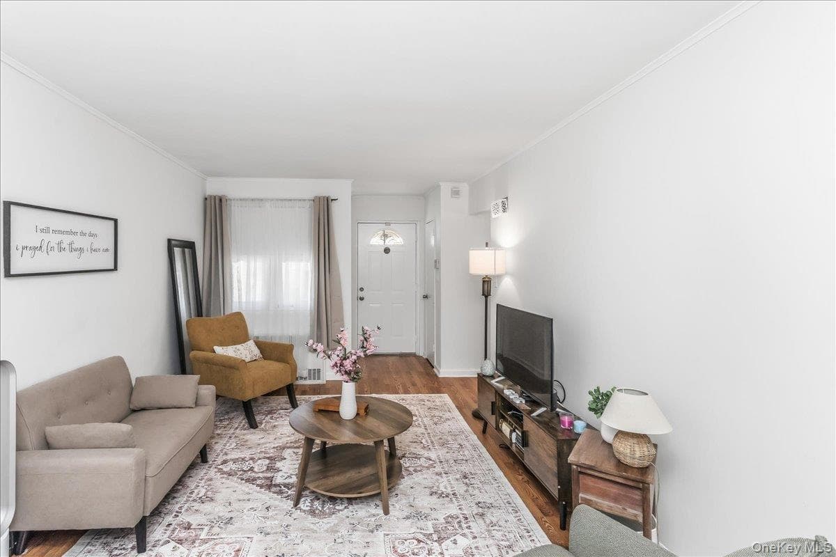73-21 Cook Avenue thumbnail 5