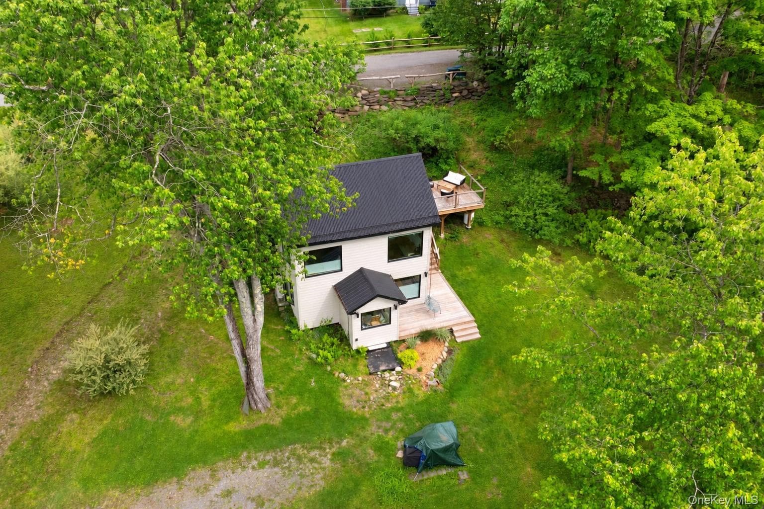 14 & 18 Lake Hill Road thumbnail 33
