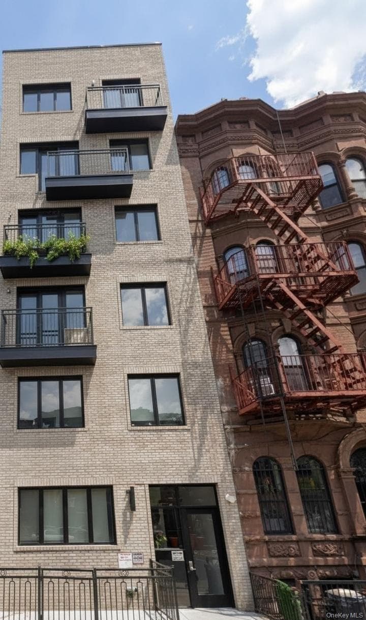 957 Bedford Avenue, Brooklyn