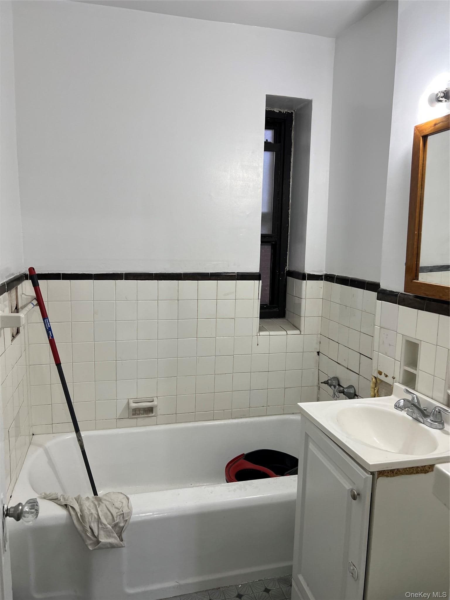 35-35 75th Street    Apartment 127 Street Unit: 127 thumbnail 26