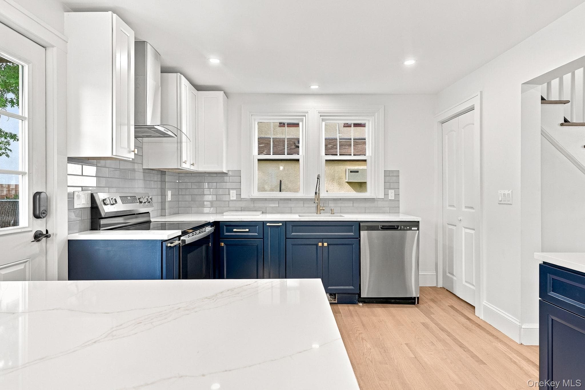 79 Robert Avenue thumbnail 18