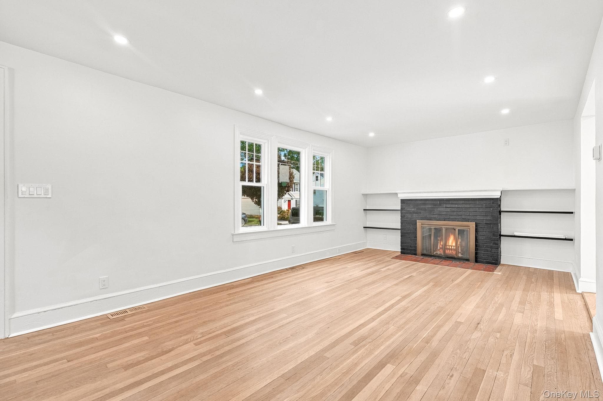 79 Robert Avenue thumbnail 14