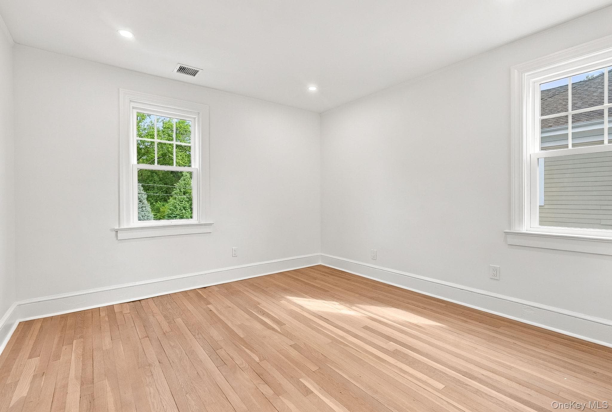79 Robert Avenue thumbnail 27