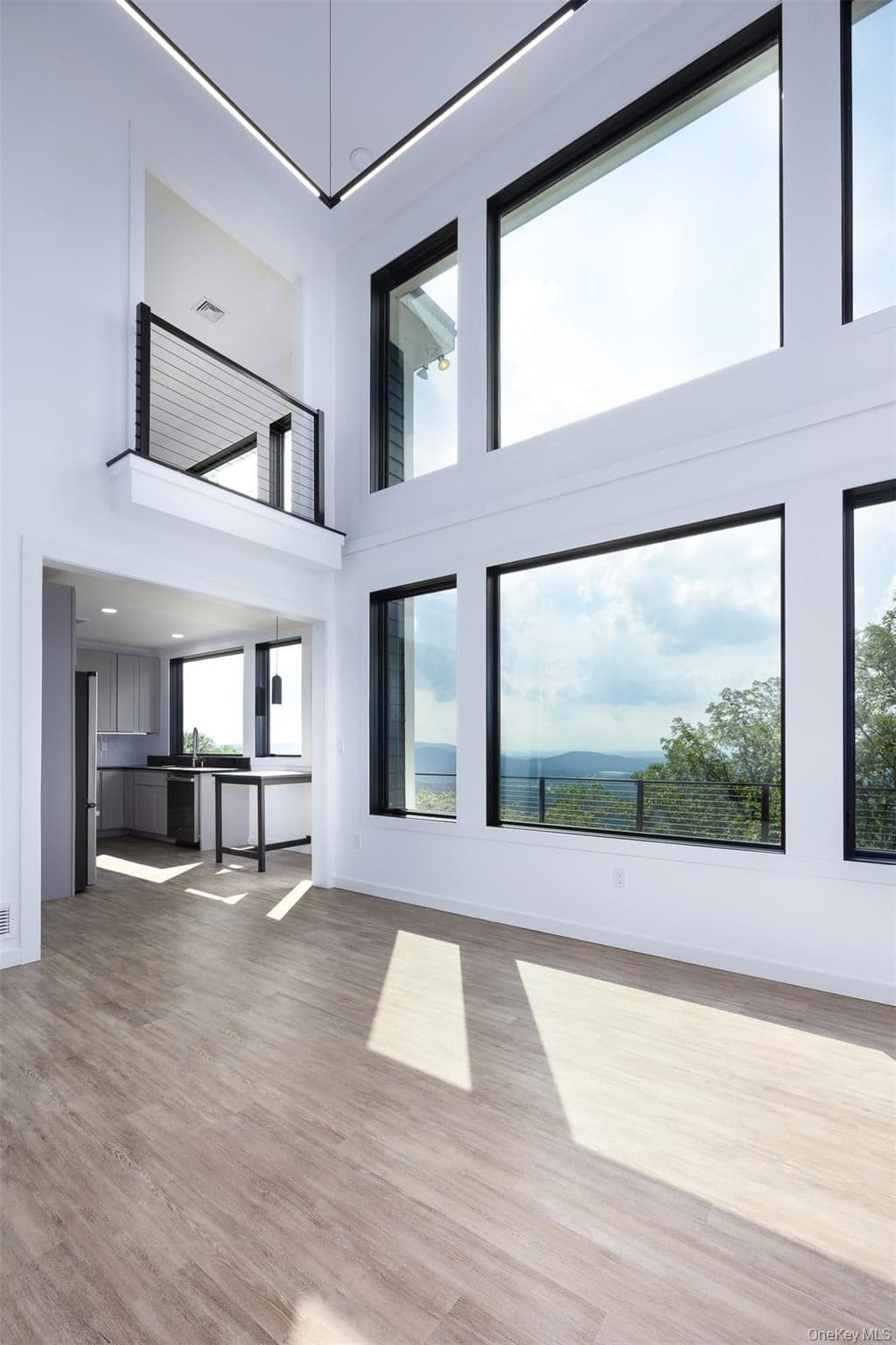 401 Woodmont Road thumbnail 27