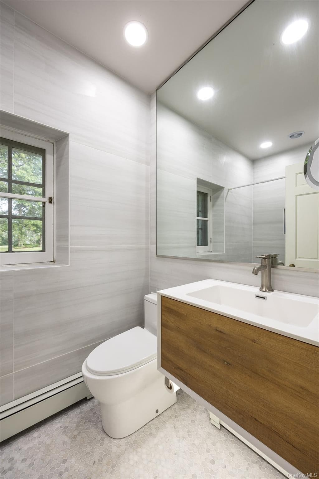 401 Woodmont Road thumbnail 22