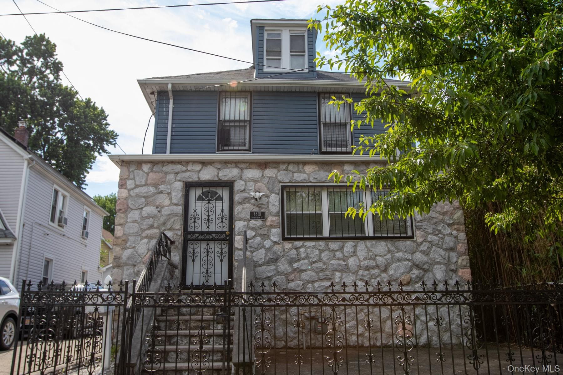 4810 Robertson Street thumbnail 2