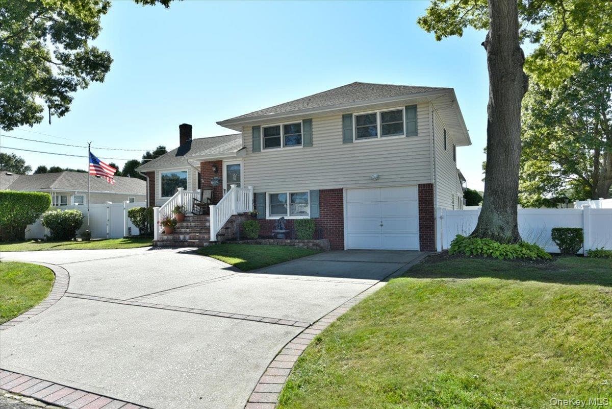 283 W Gates Avenue thumbnail 3