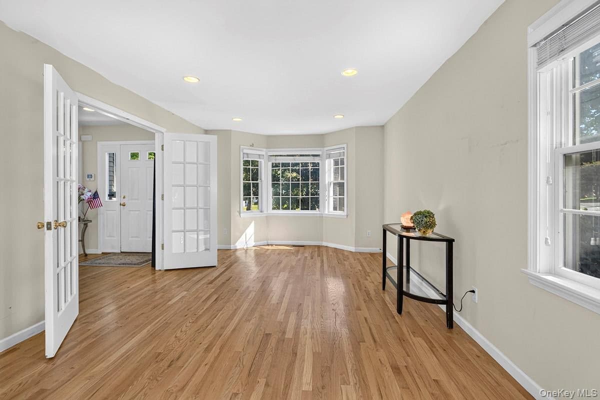 41 Mount Morris Avenue thumbnail 6