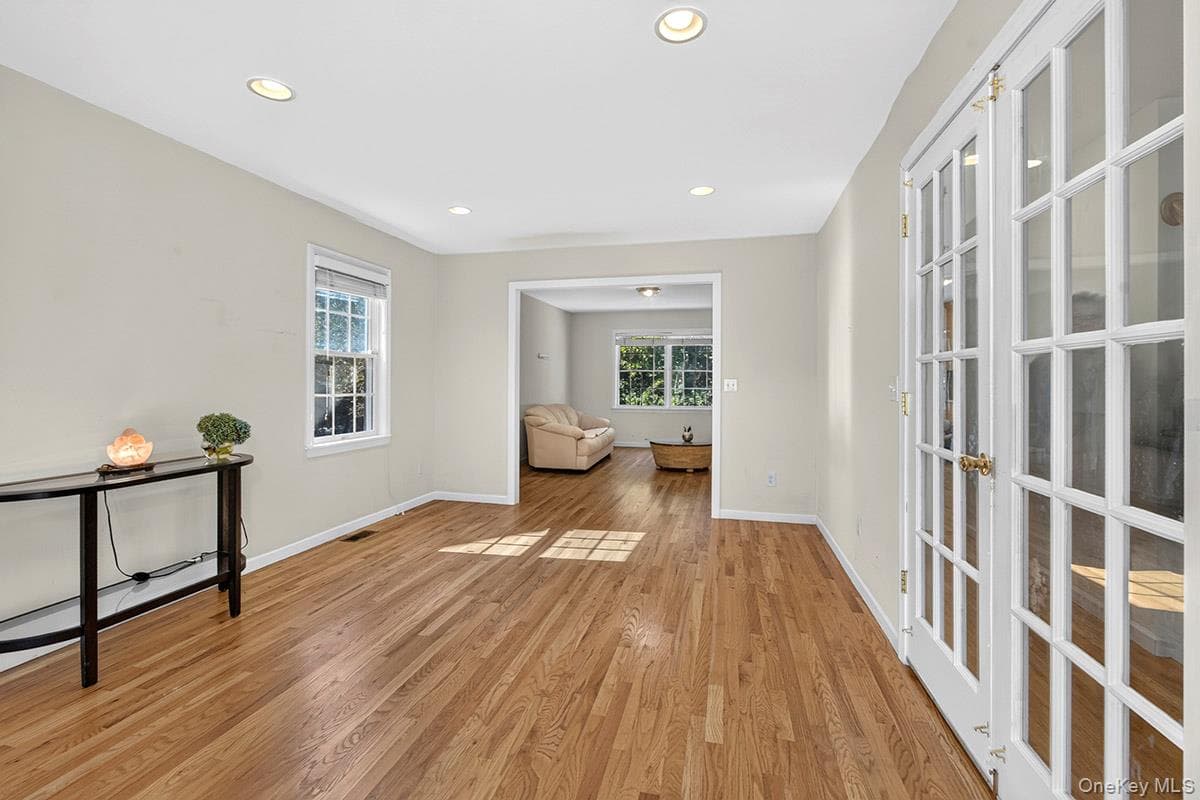 41 Mount Morris Avenue thumbnail 7
