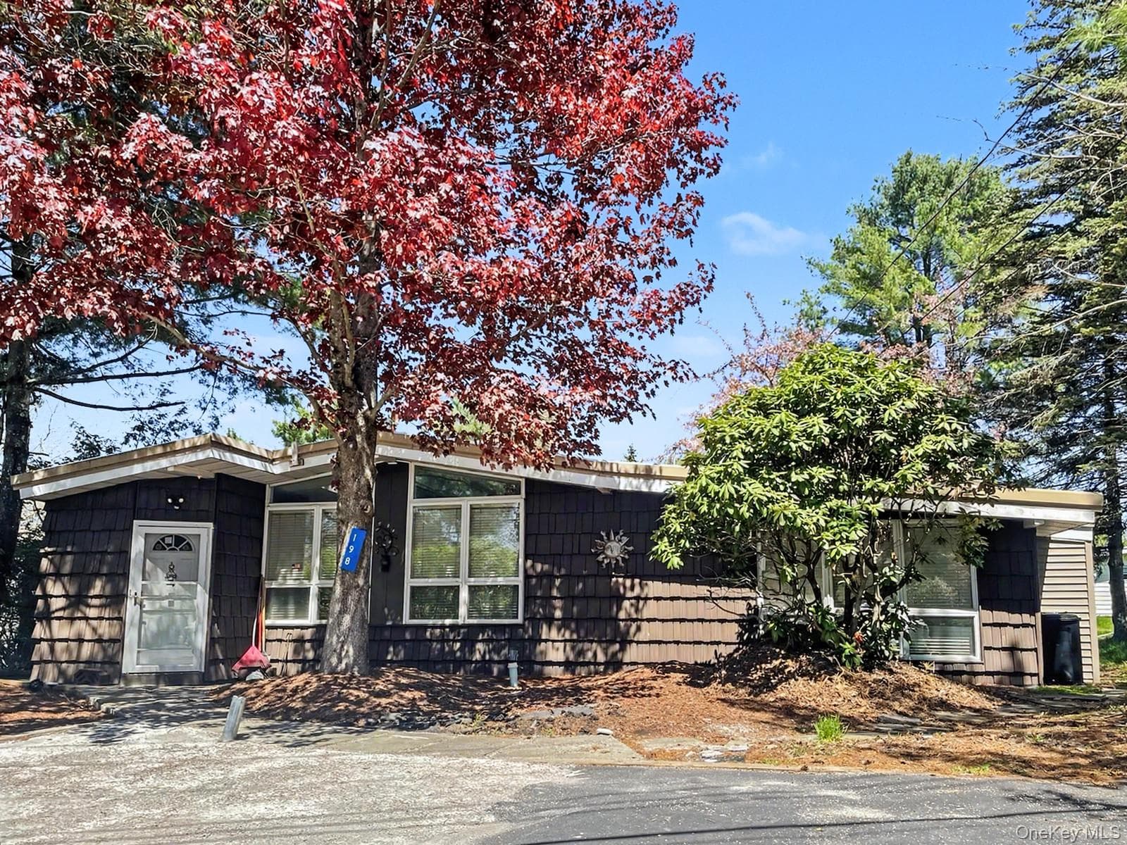 198 Lake Shore Drive, Rock Hill