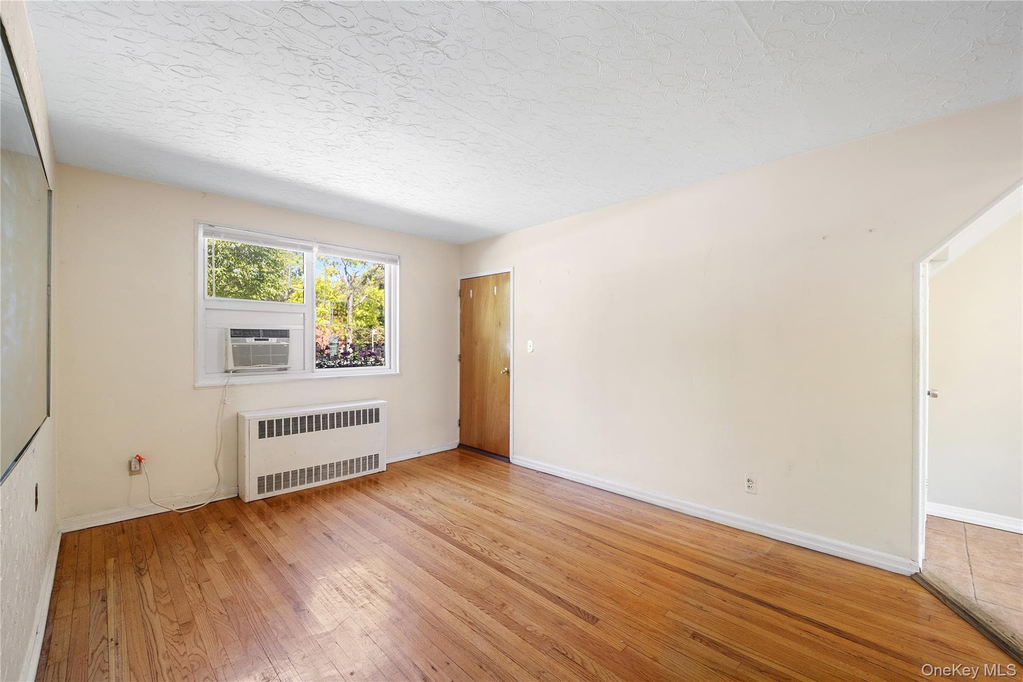 218-10 67th Avenue Unit: Lower thumbnail 11