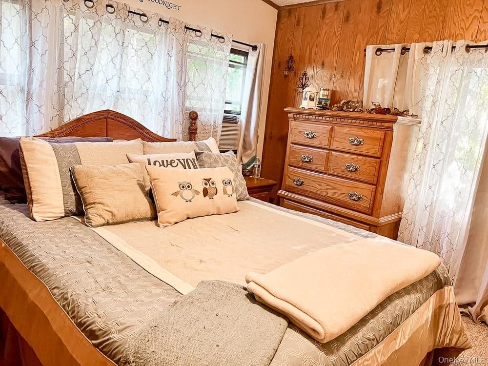 166 Seeman Road thumbnail 15