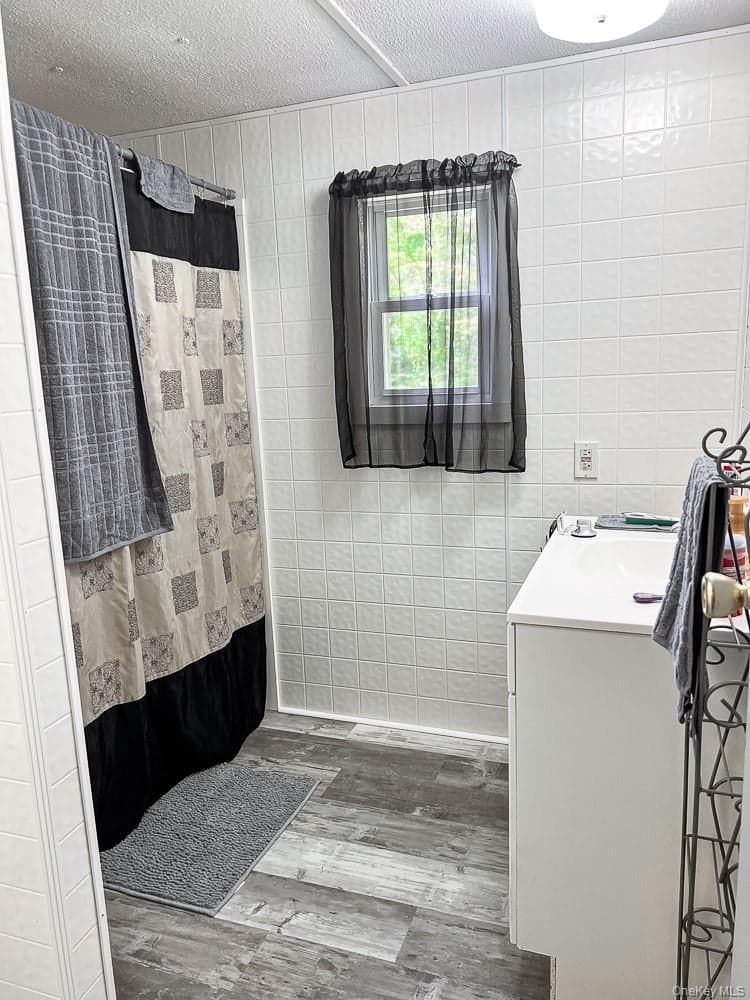 166 Seeman Road thumbnail 45