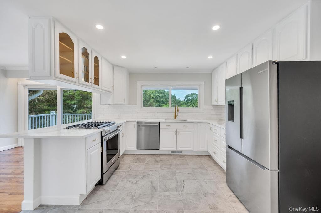 3 Beach Plum Drive thumbnail 9