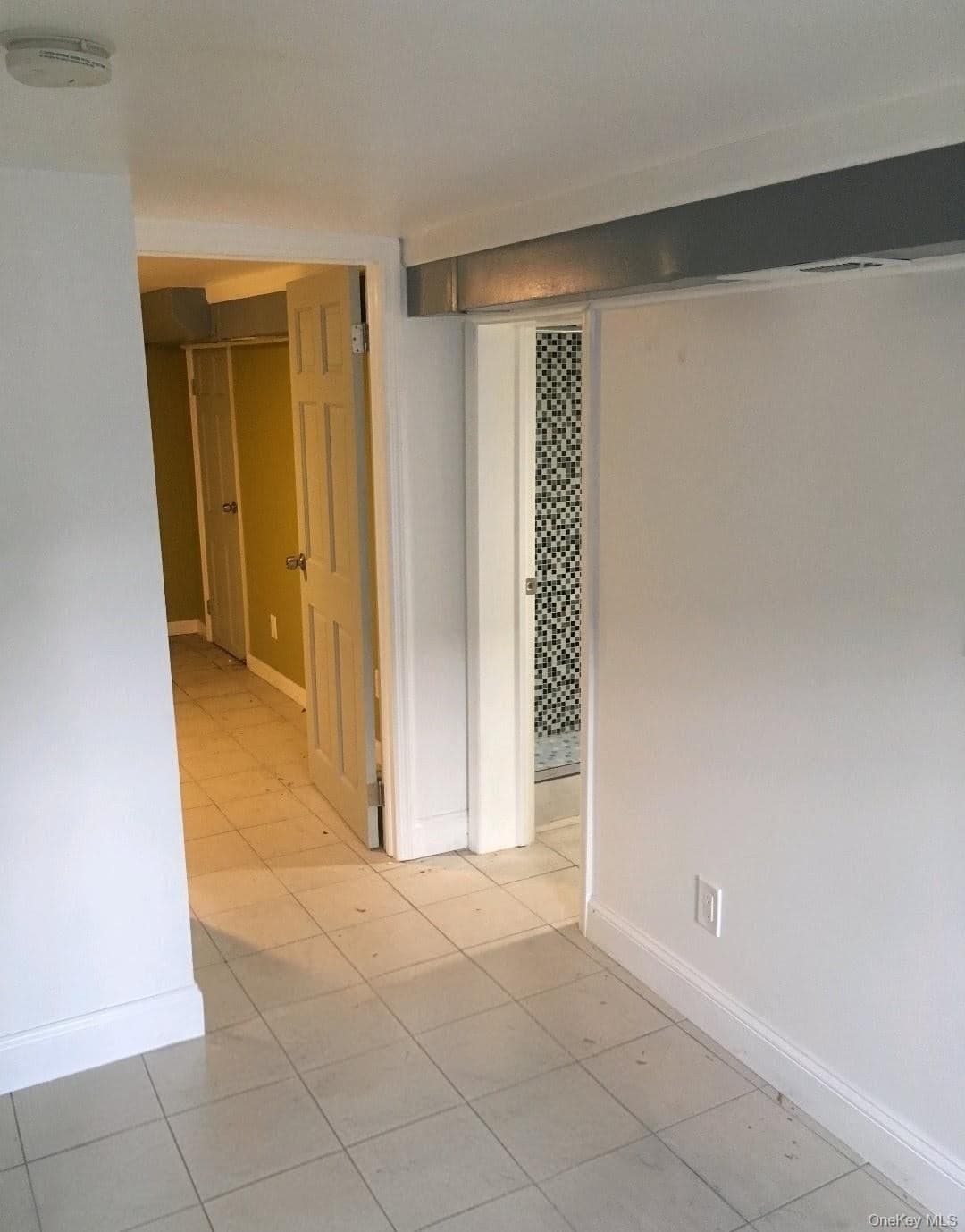 1281 E 223rd Street thumbnail 11