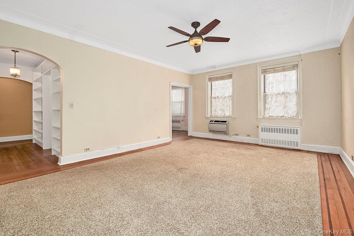 16 N Chatsworth Avenue Unit: 311 thumbnail 8