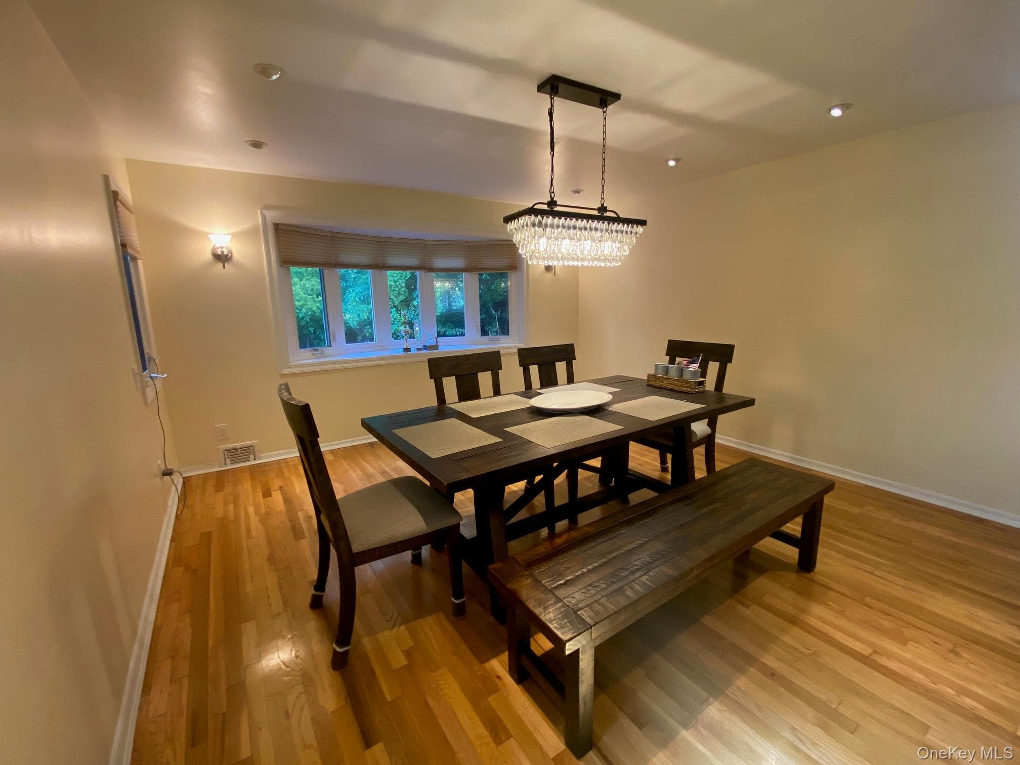 12 Russell Woods Road thumbnail 7