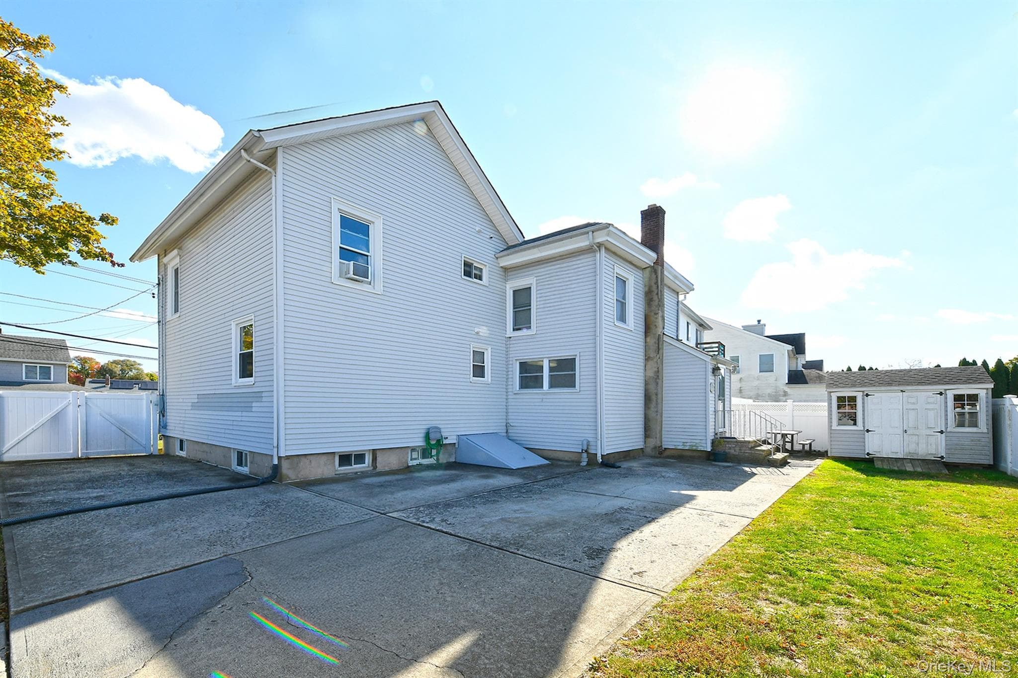 2086 Washington Avenue thumbnail 20