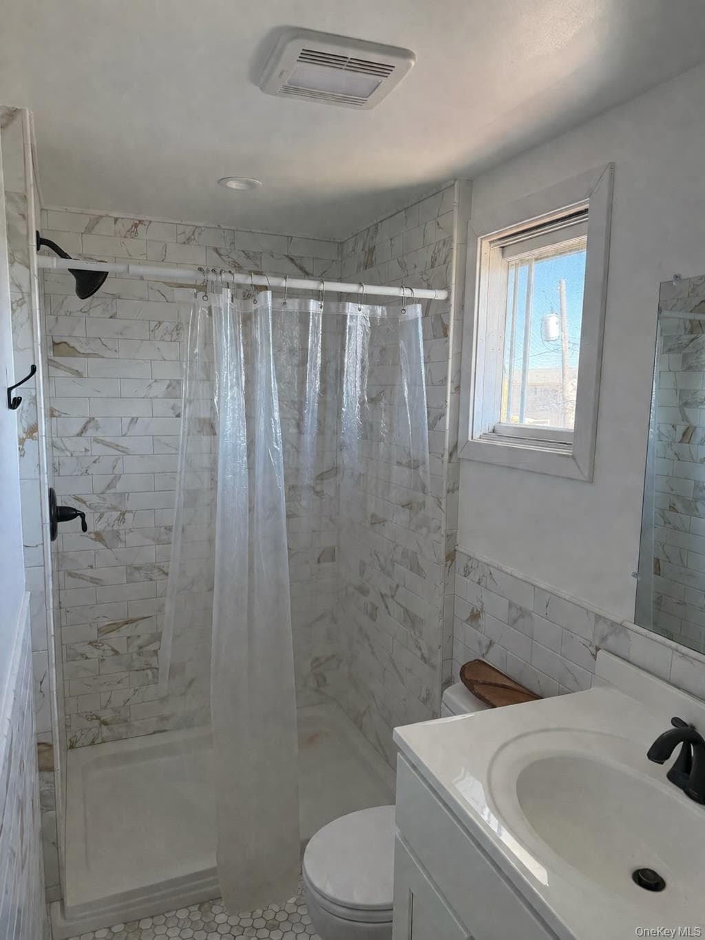 78 E Bayview Avenue Unit: 14 thumbnail 4