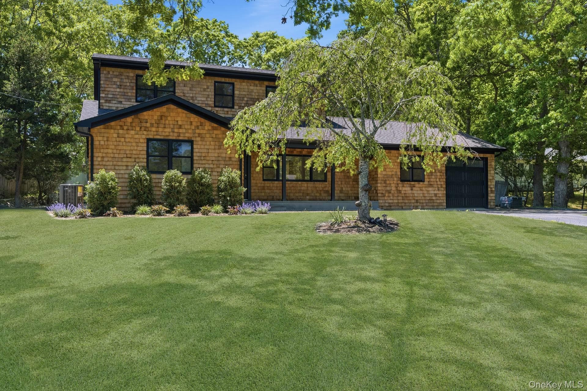 7 Mortimer Street, Westhampton Beach