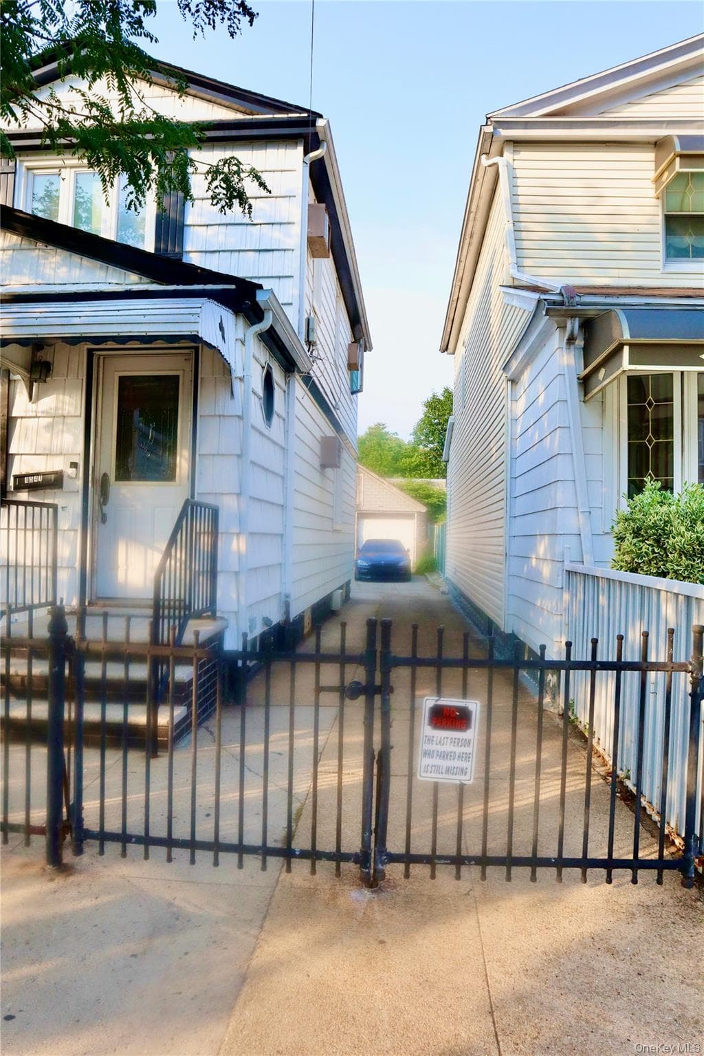 1541 E 95th Street thumbnail 15