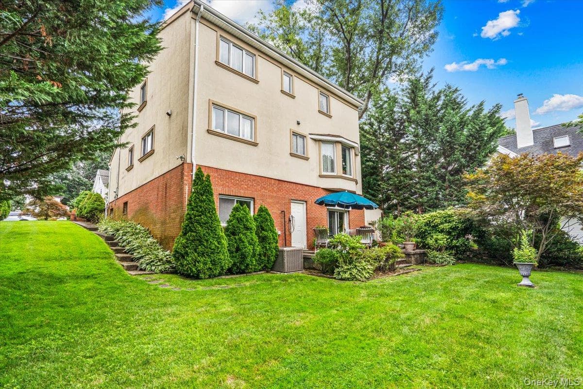 3850 Hillcrest Avenue thumbnail 29