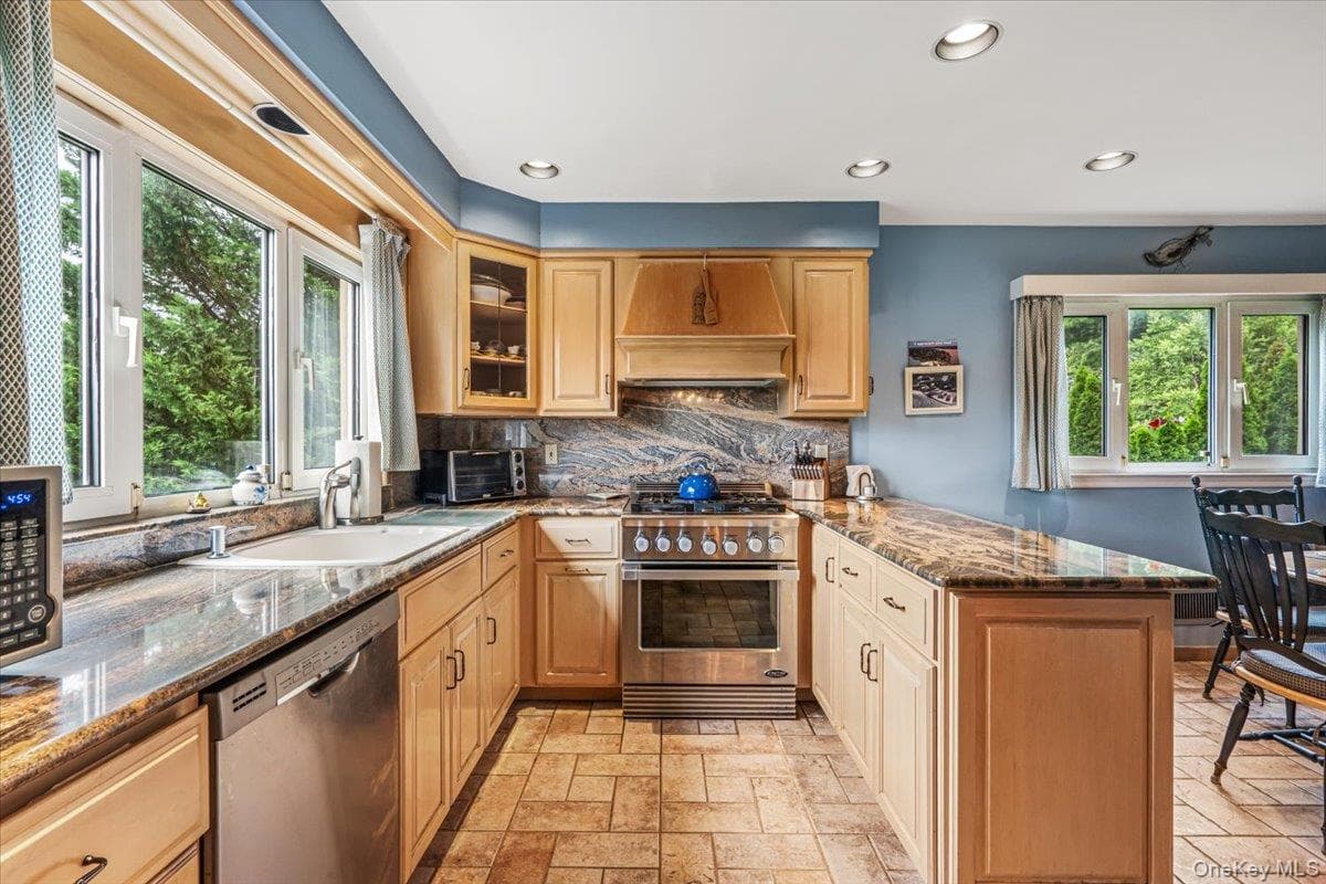 3850 Hillcrest Avenue thumbnail 10