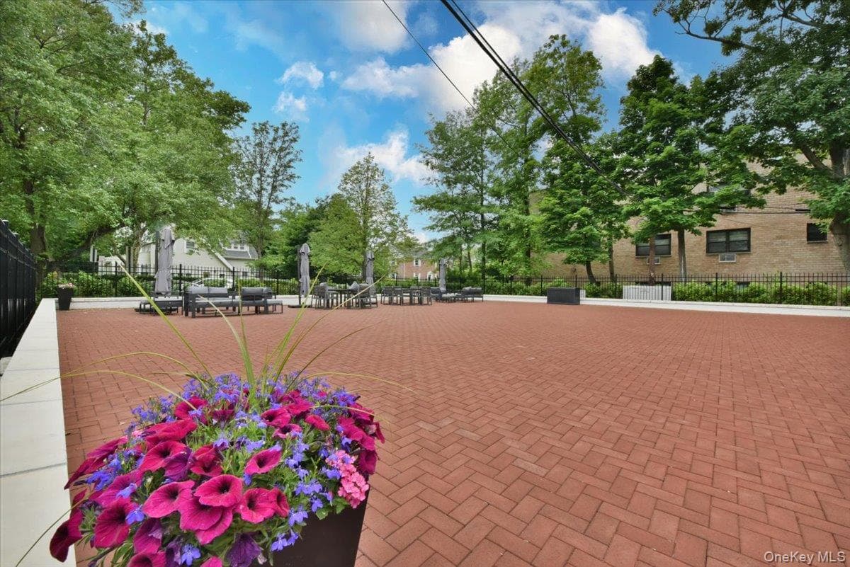 50 Hill Park Avenue Unit: 1-L thumbnail 25