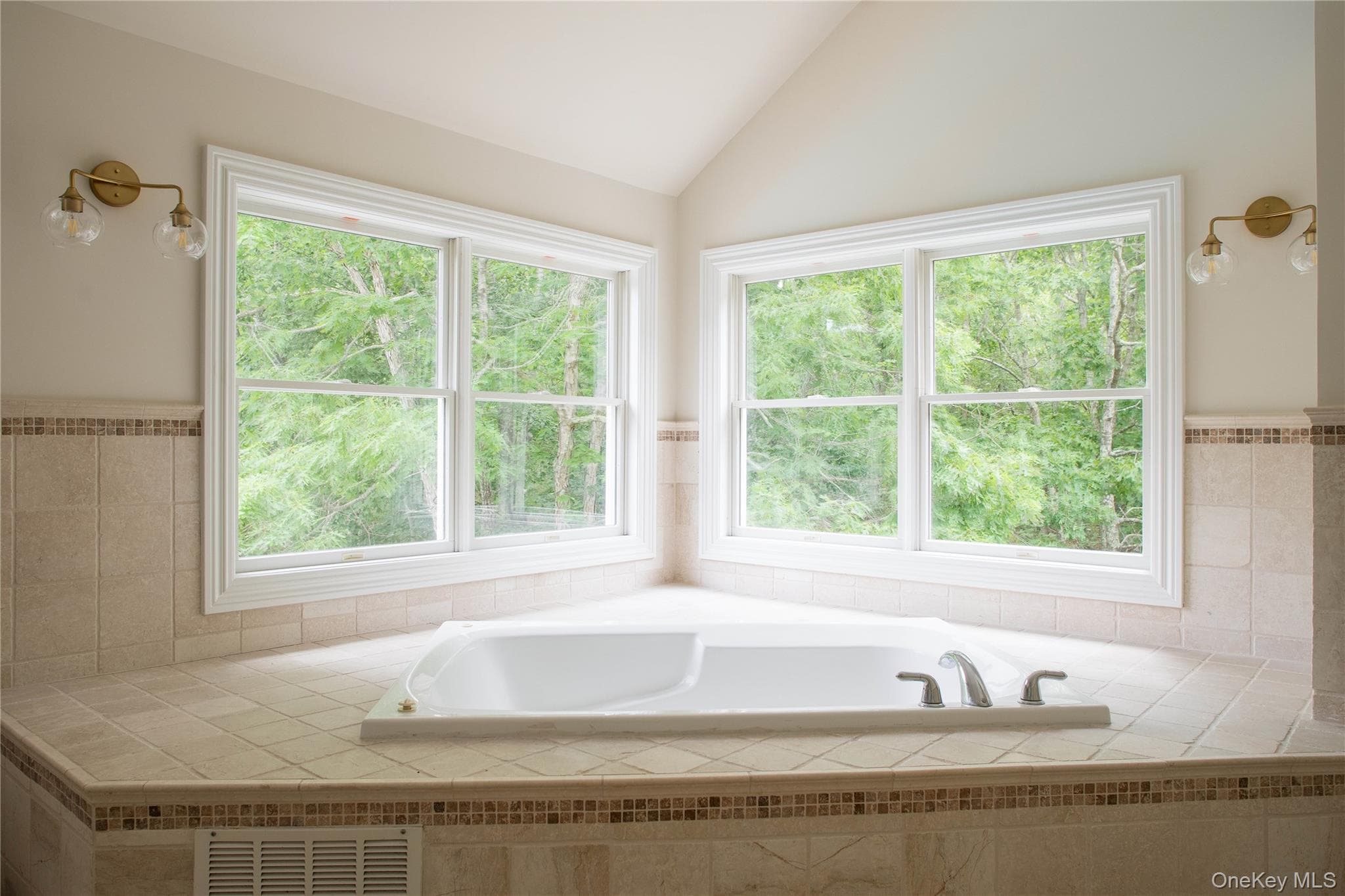 1999 Deerfield Road thumbnail 25