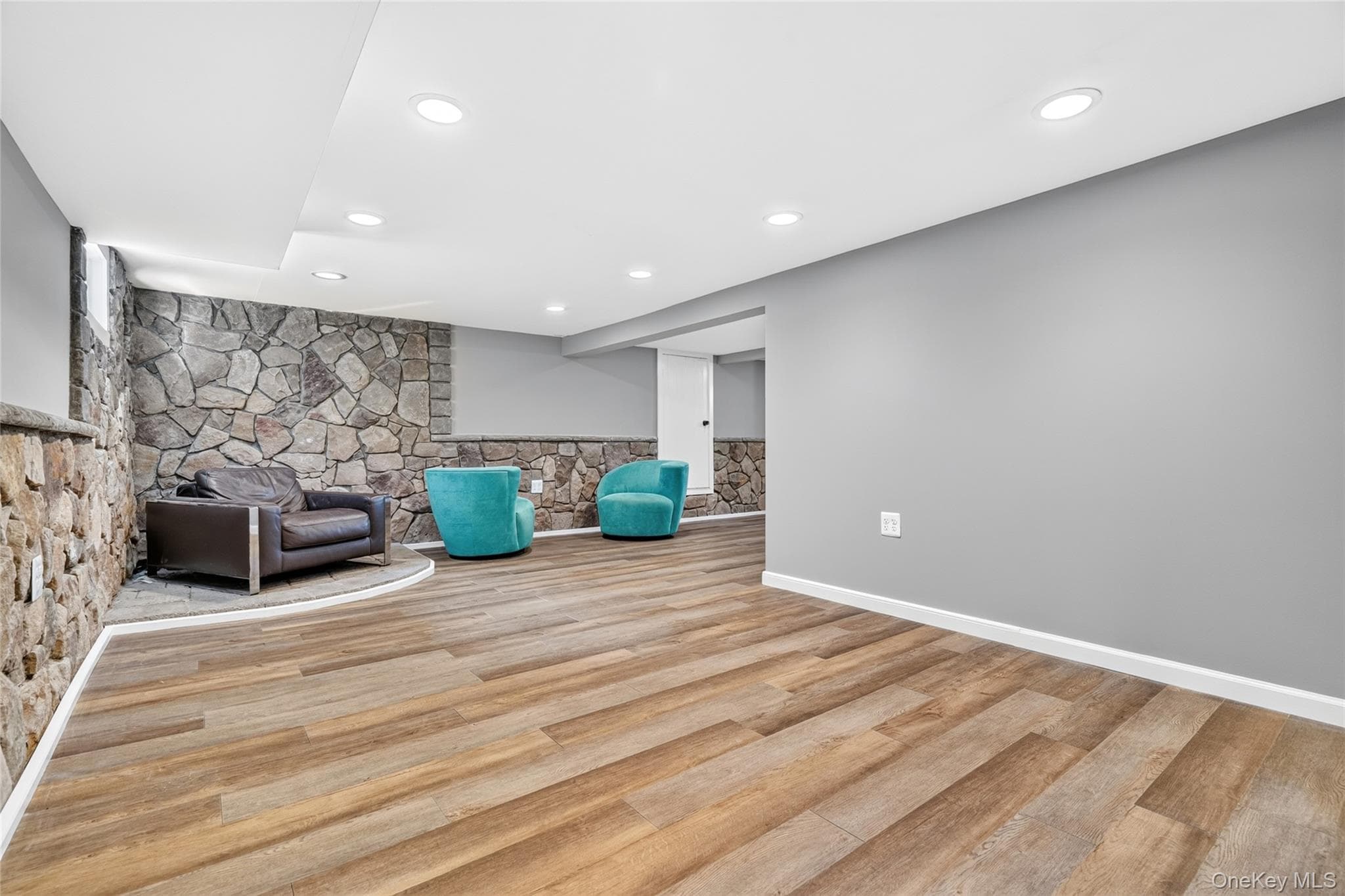 15 W Palisades Avenue thumbnail 33