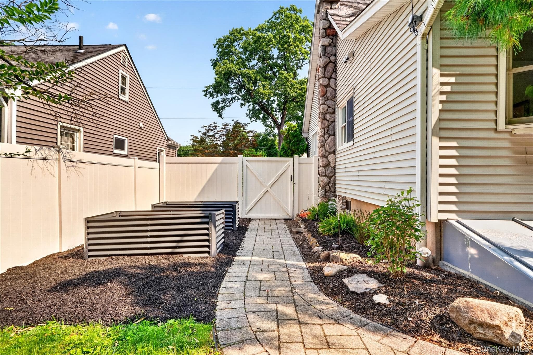 15 W Palisades Avenue thumbnail 43