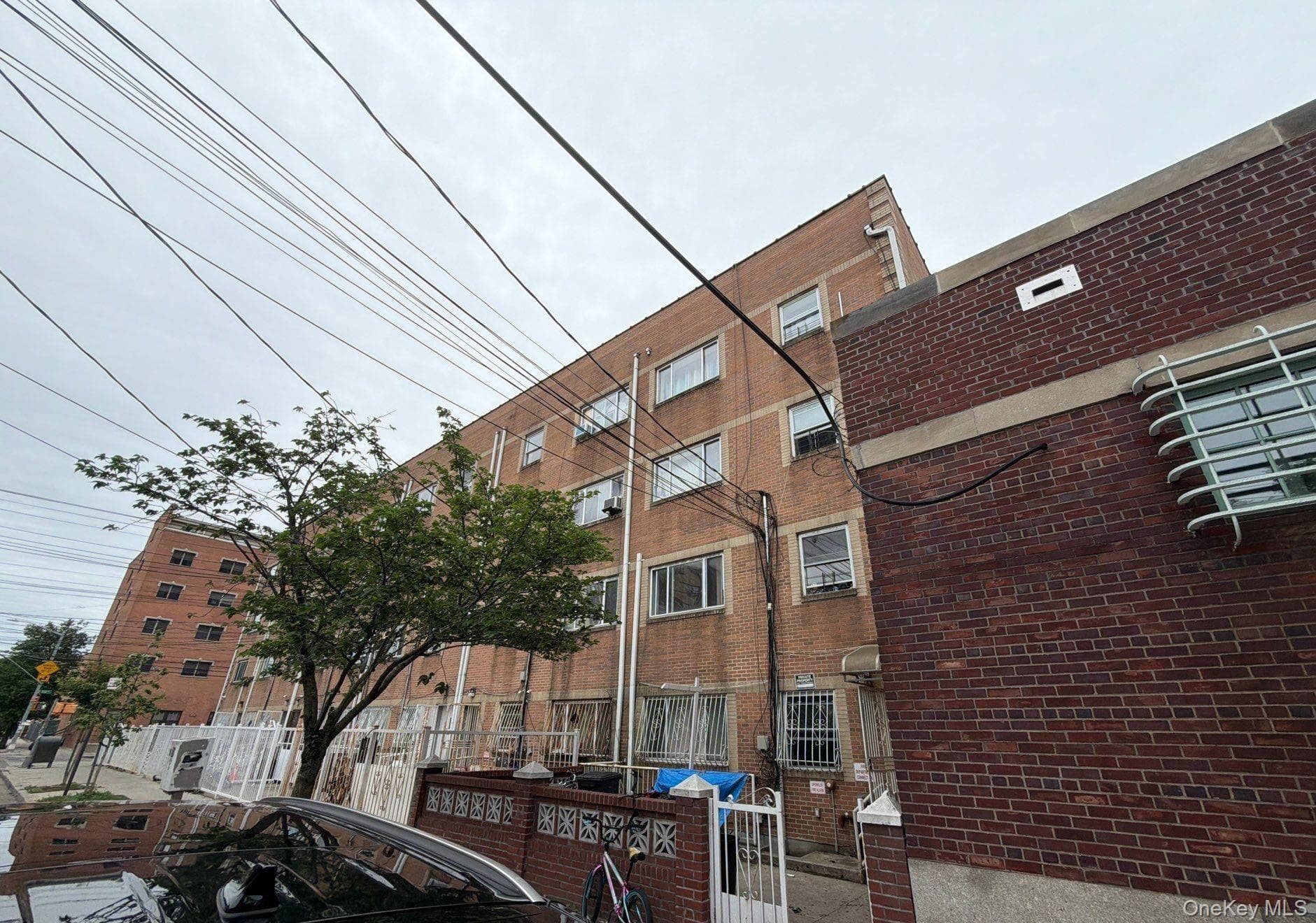 168-66 93rd Avenue thumbnail 4