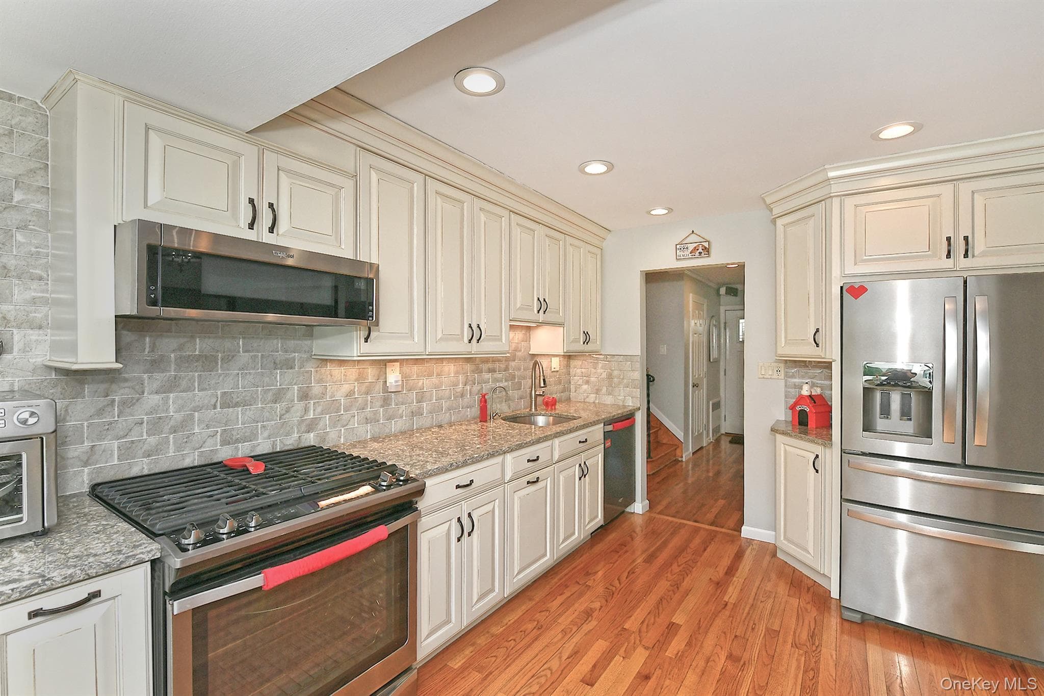 4039 Hahn Avenue thumbnail 14