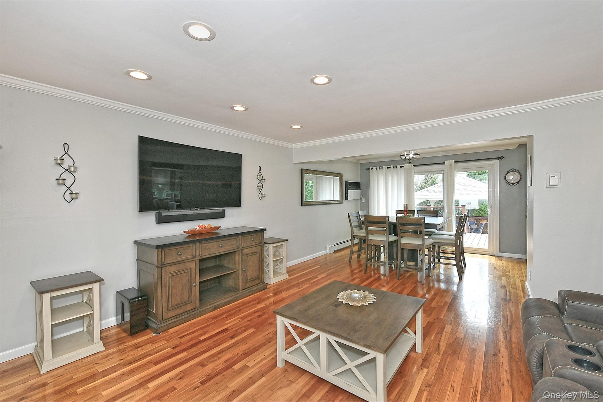 4039 Hahn Avenue thumbnail 7