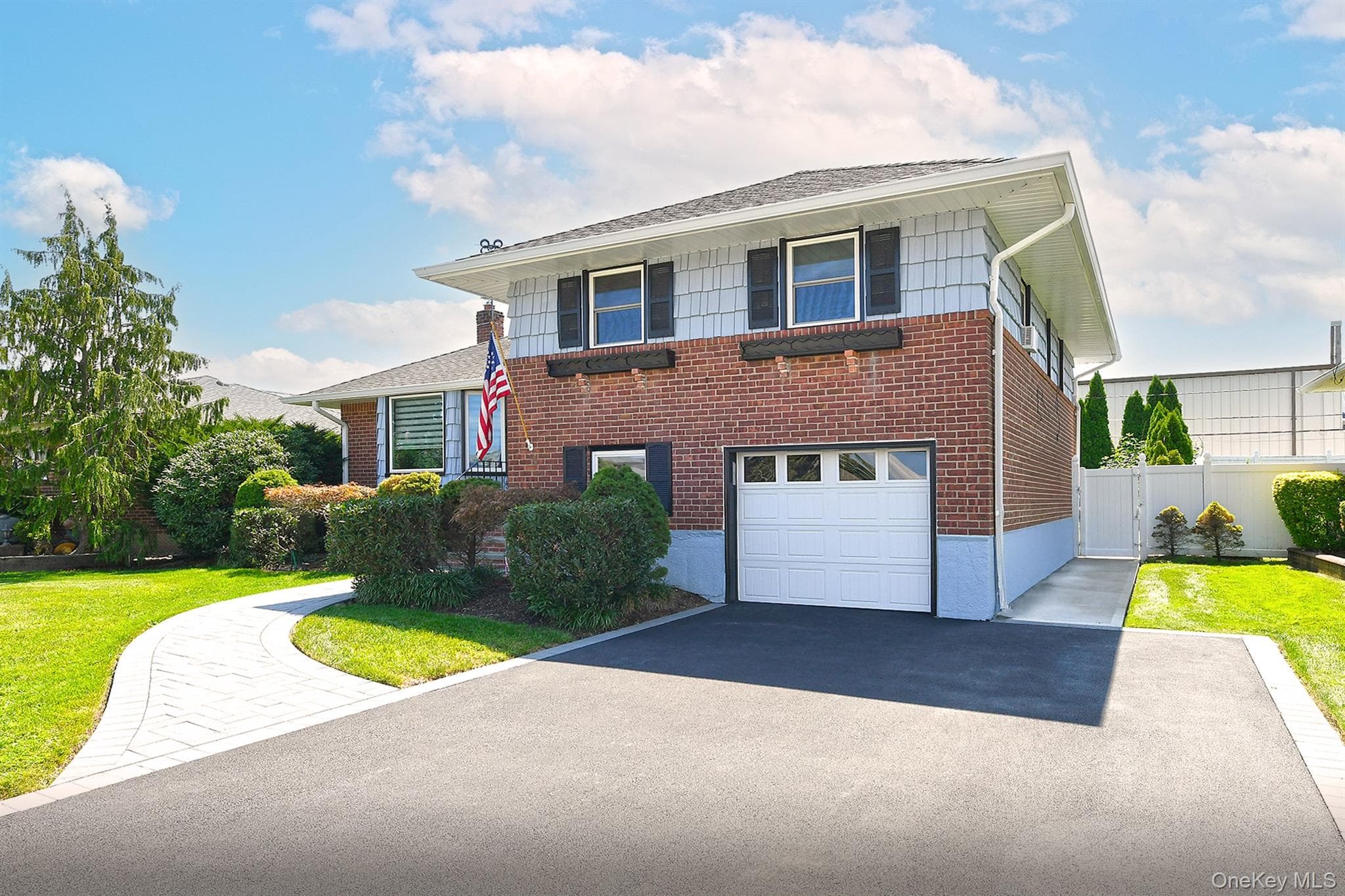 4039 Hahn Avenue thumbnail 2