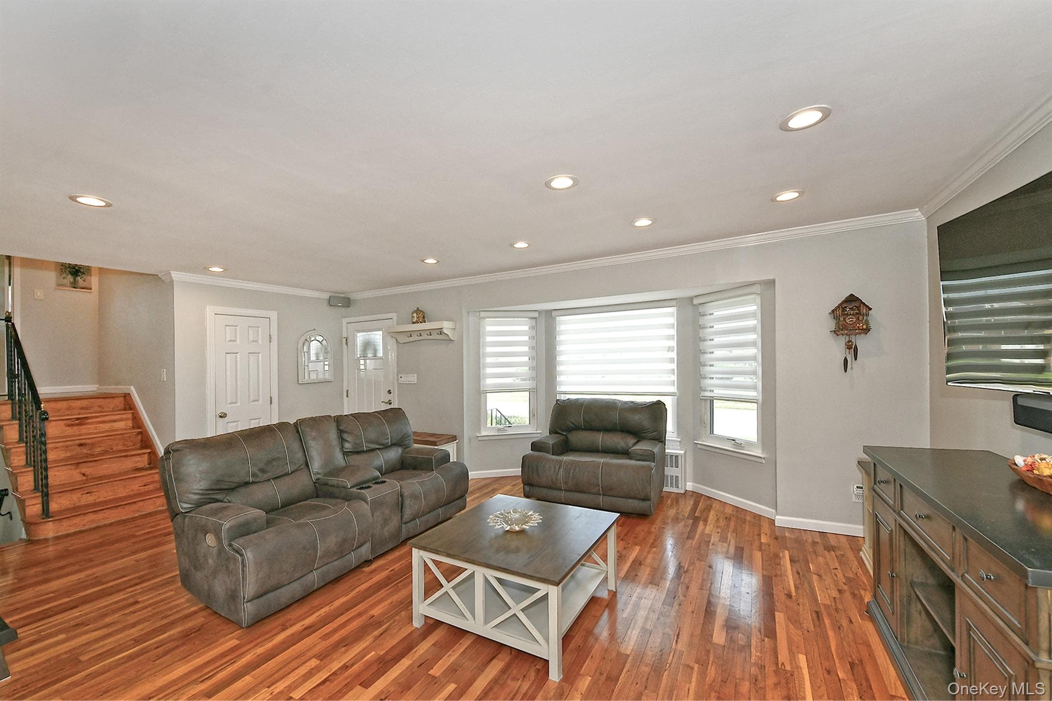 4039 Hahn Avenue thumbnail 6
