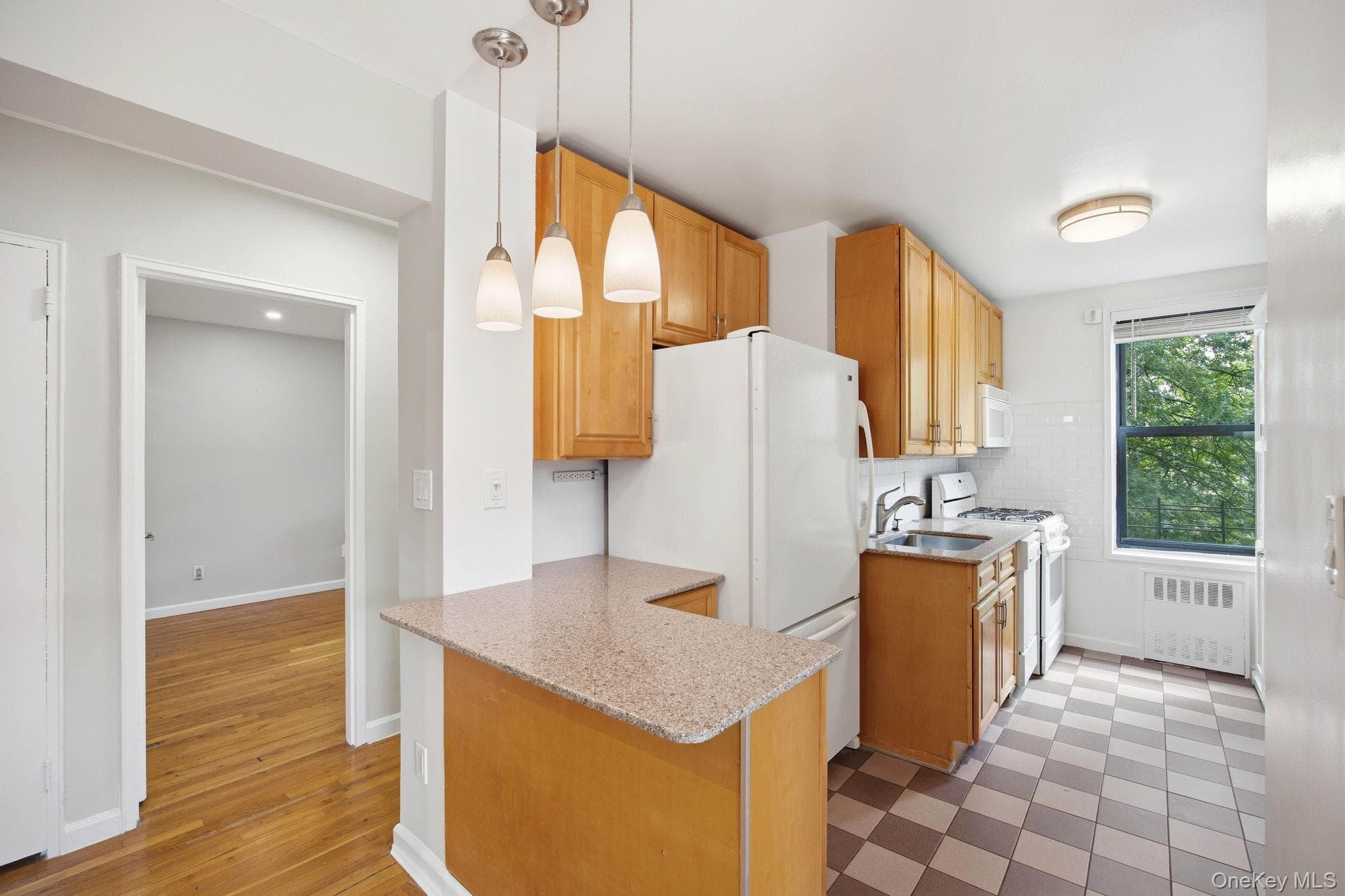 25-34 Crescent Street Unit: 2K thumbnail 5
