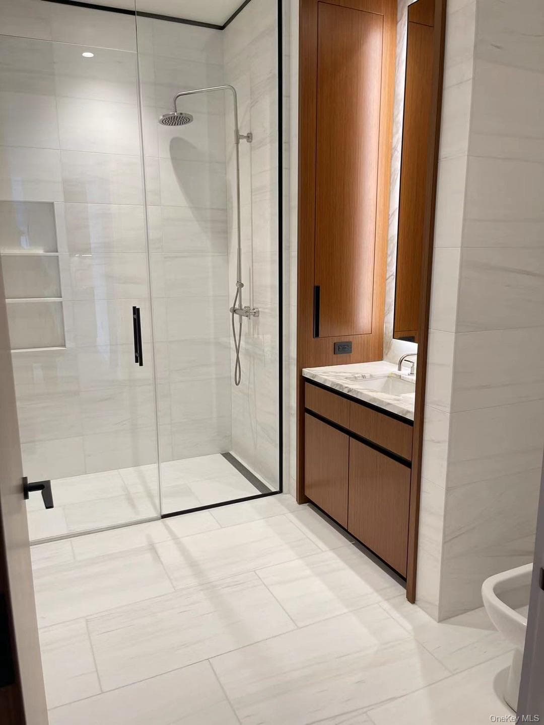 15 E 30th Street Unit: 17E thumbnail 4