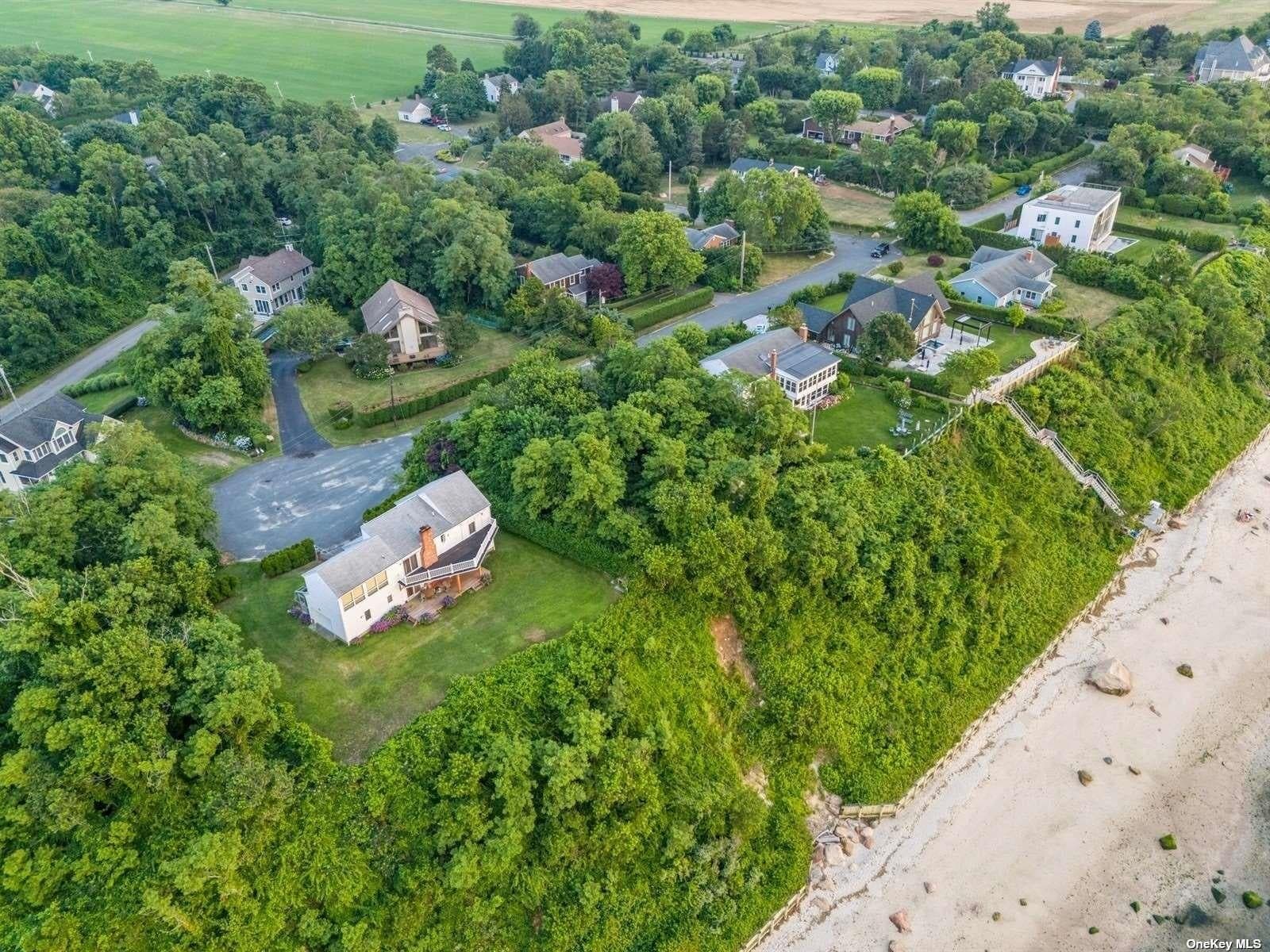 895 Glen Court thumbnail 2