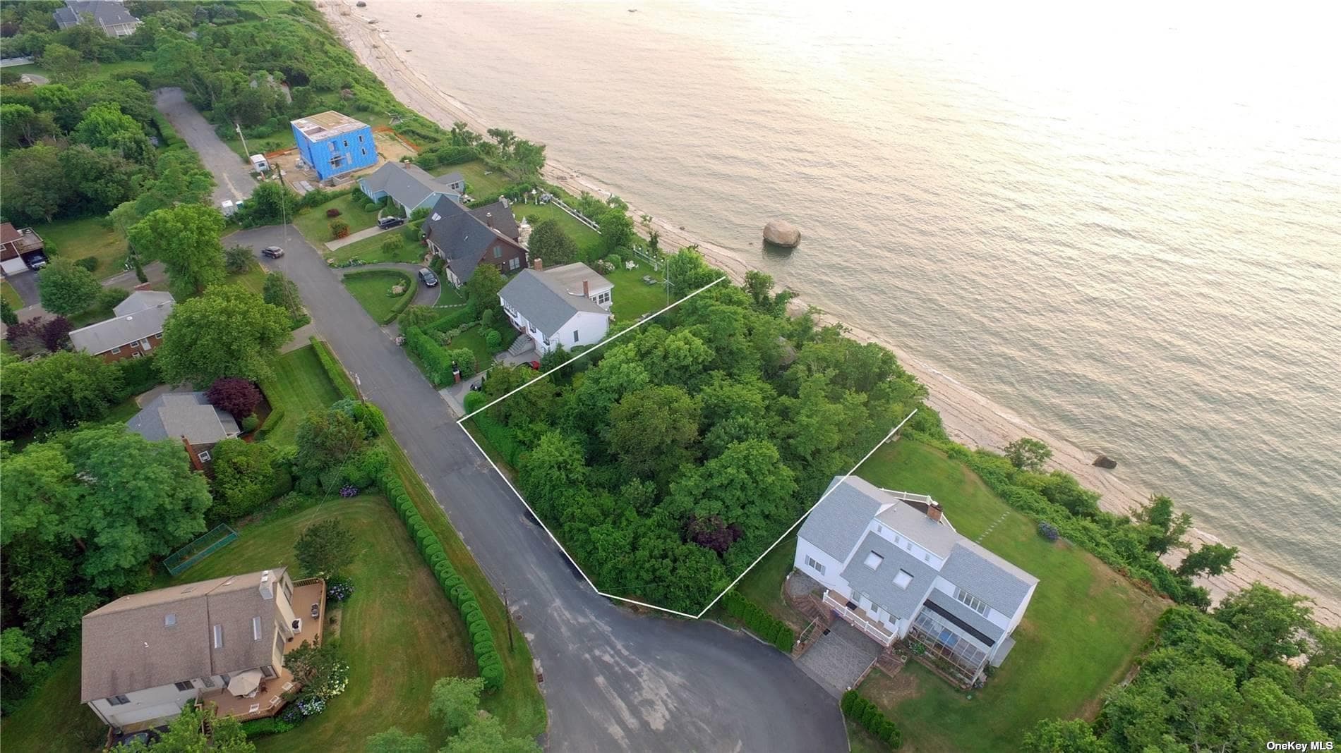 895 Glen Court thumbnail 29