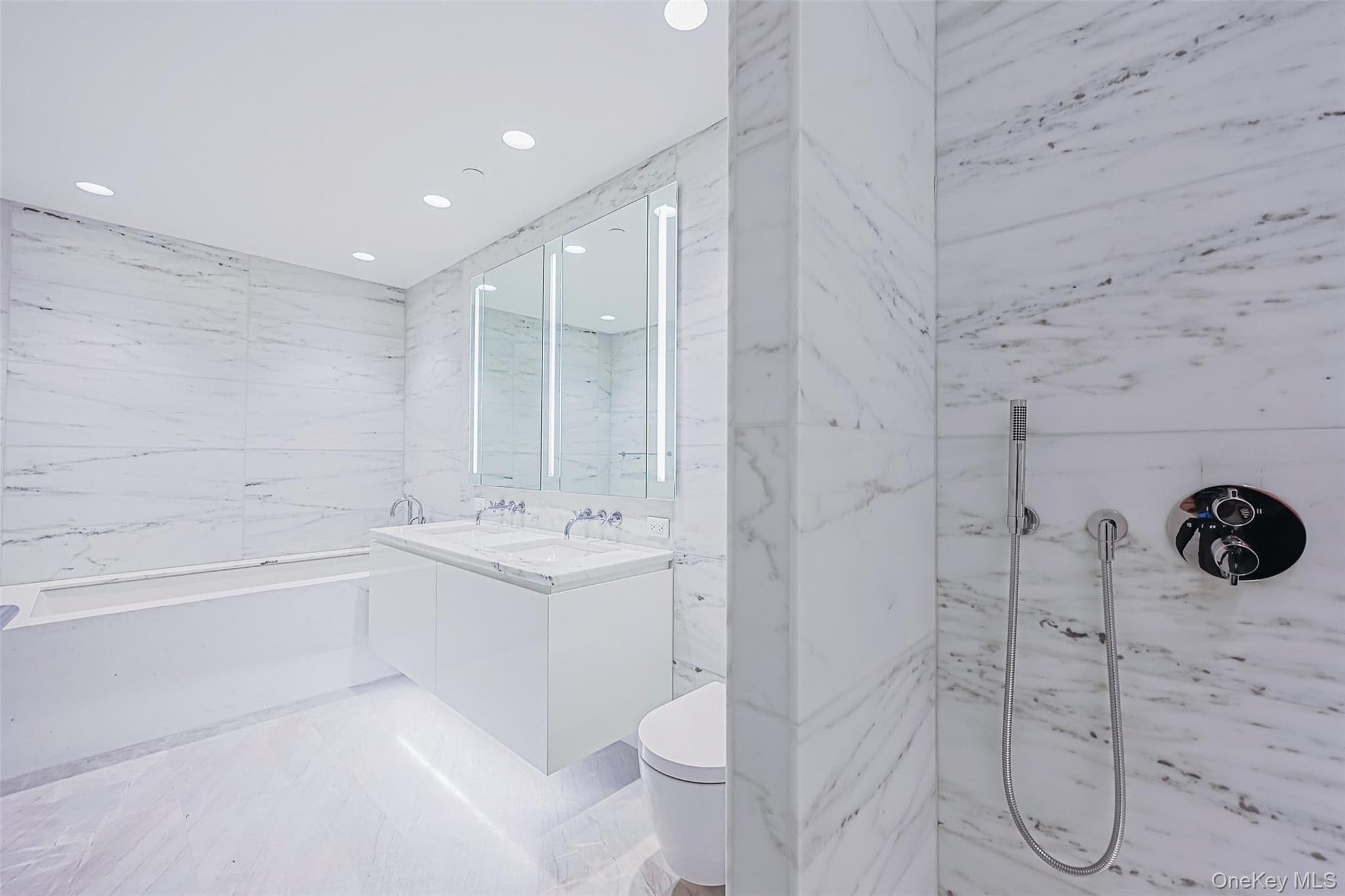 685 1st Avenue Unit: 31F thumbnail 13