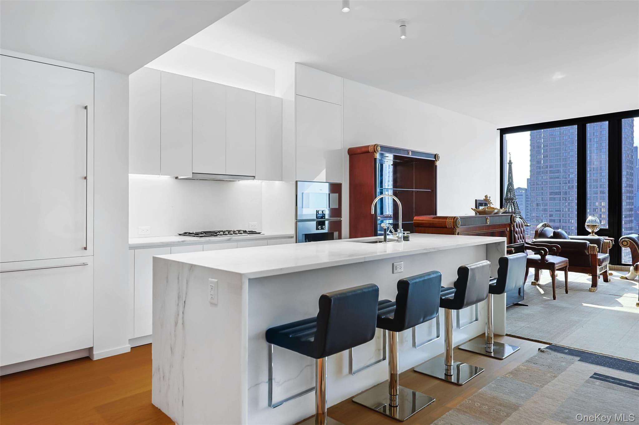 685 1st Avenue Unit: 31F thumbnail 3