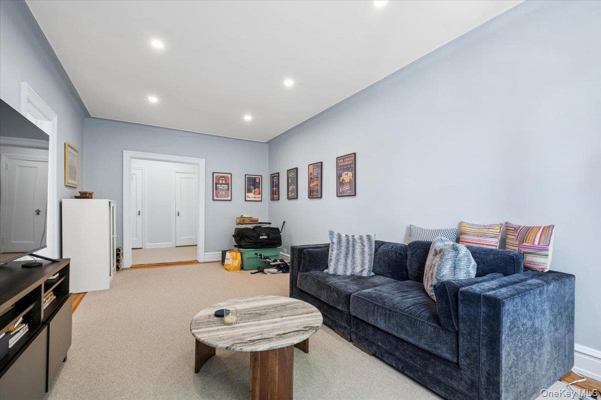 143 Garth Road Unit: 5L thumbnail 8