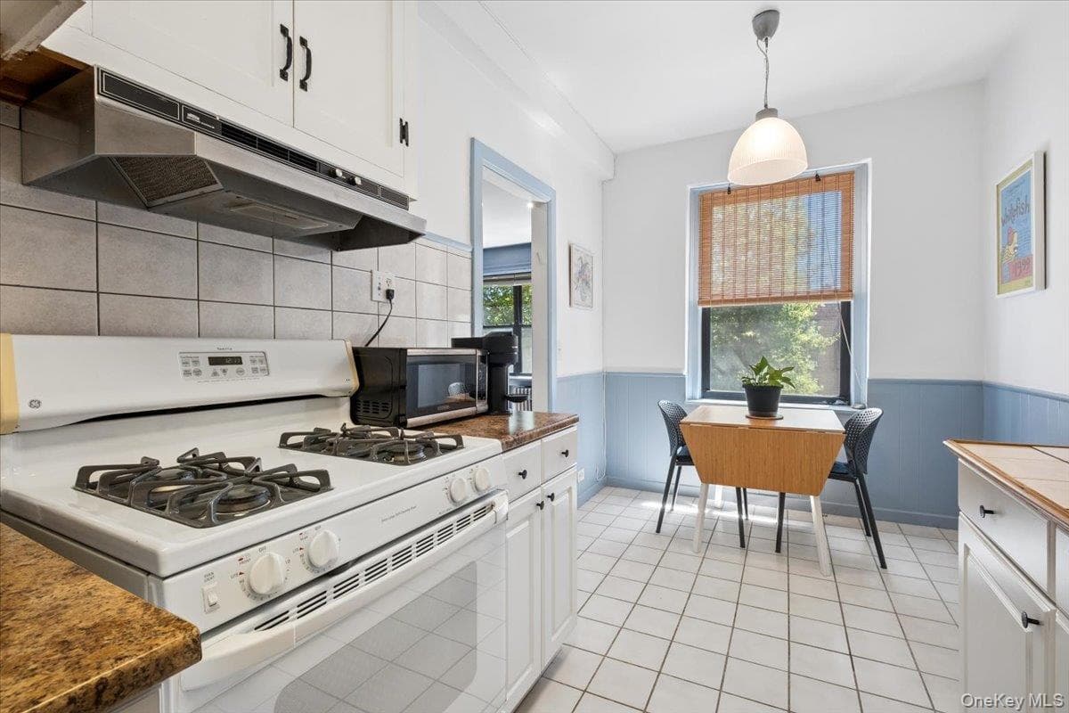 143 Garth Road Unit: 5L thumbnail 14
