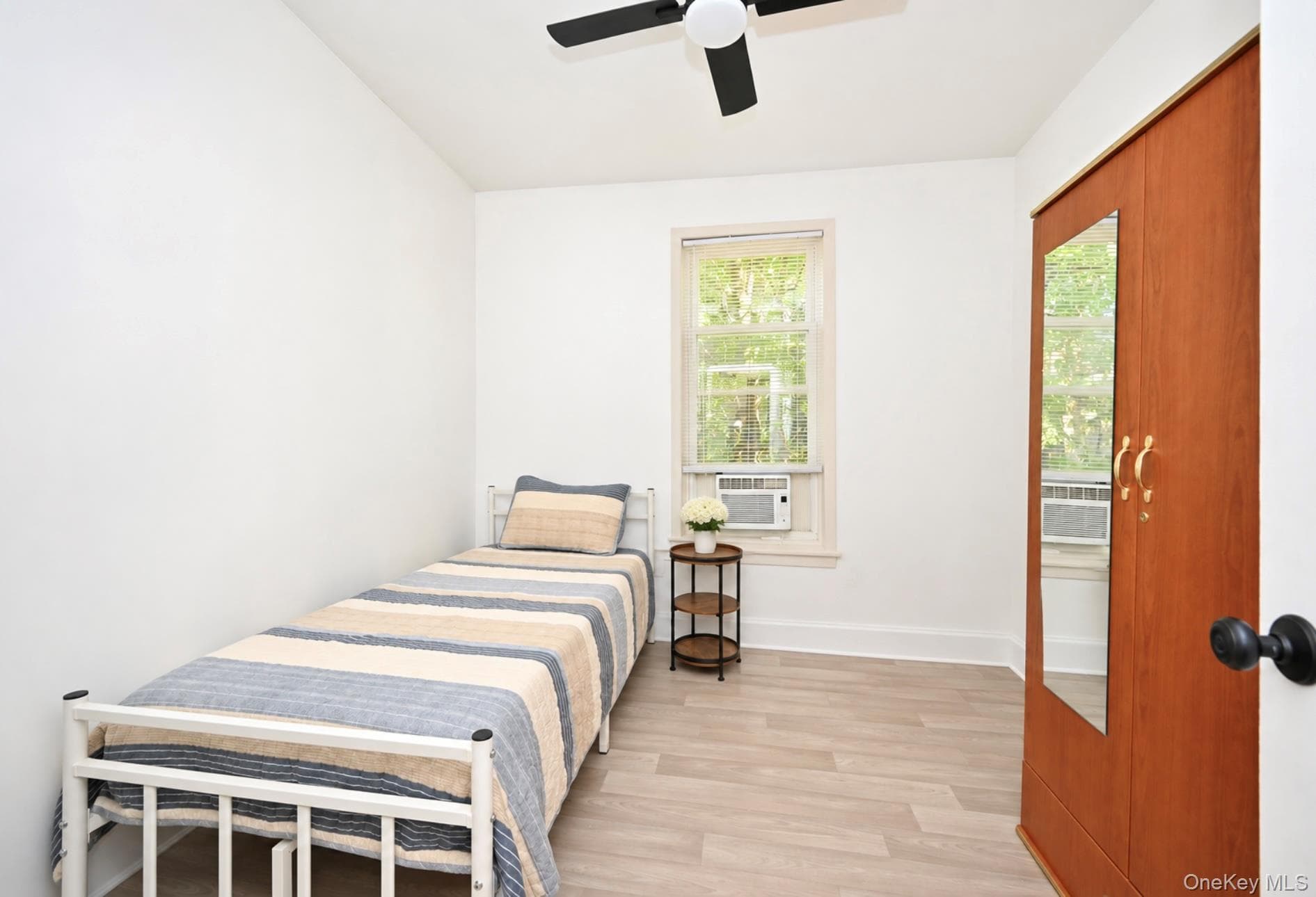 2910 Beverley Road thumbnail 8