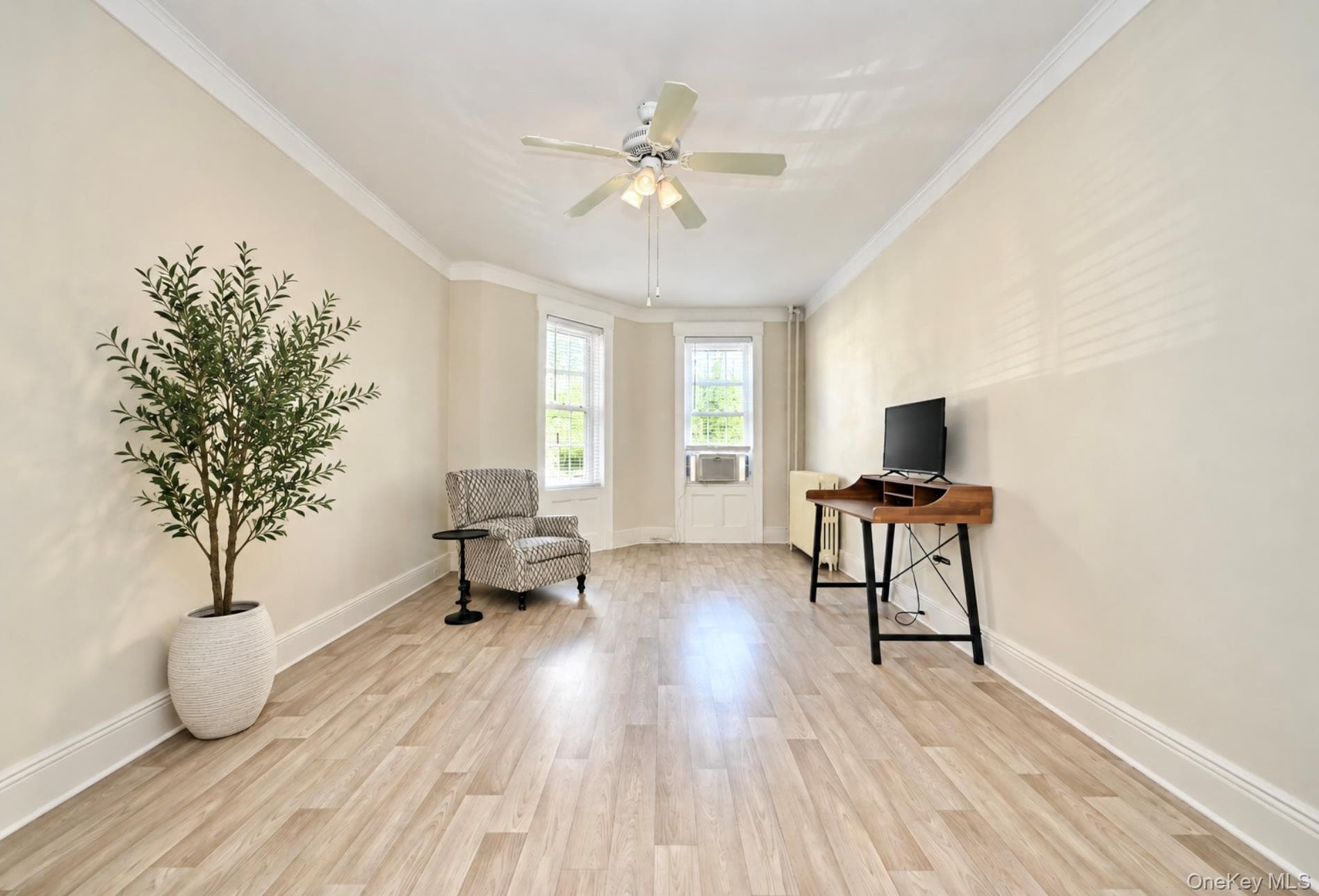2910 Beverley Road thumbnail 3