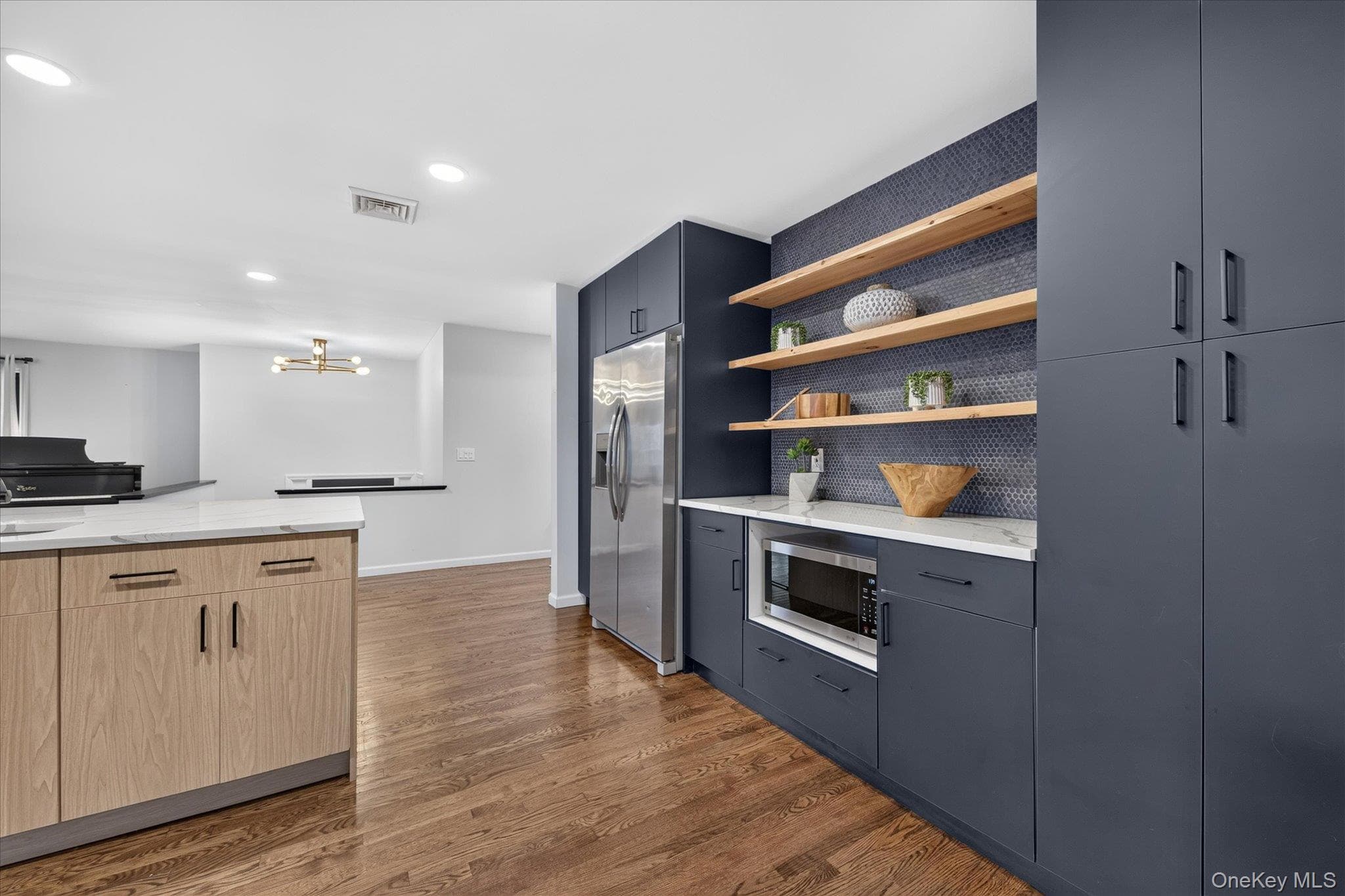 221 Highland Avenue thumbnail 11