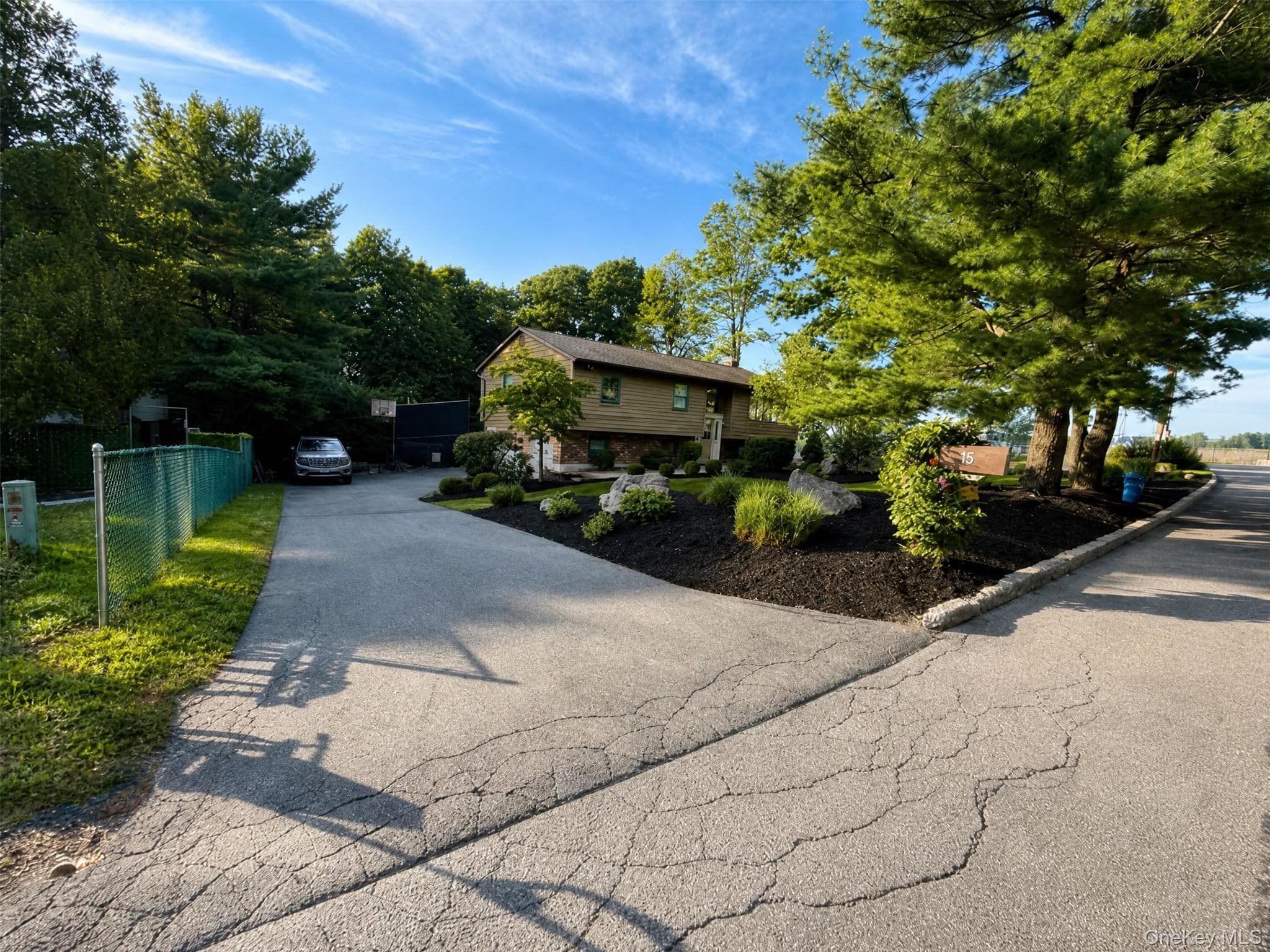 15 Arlington Drive thumbnail 8