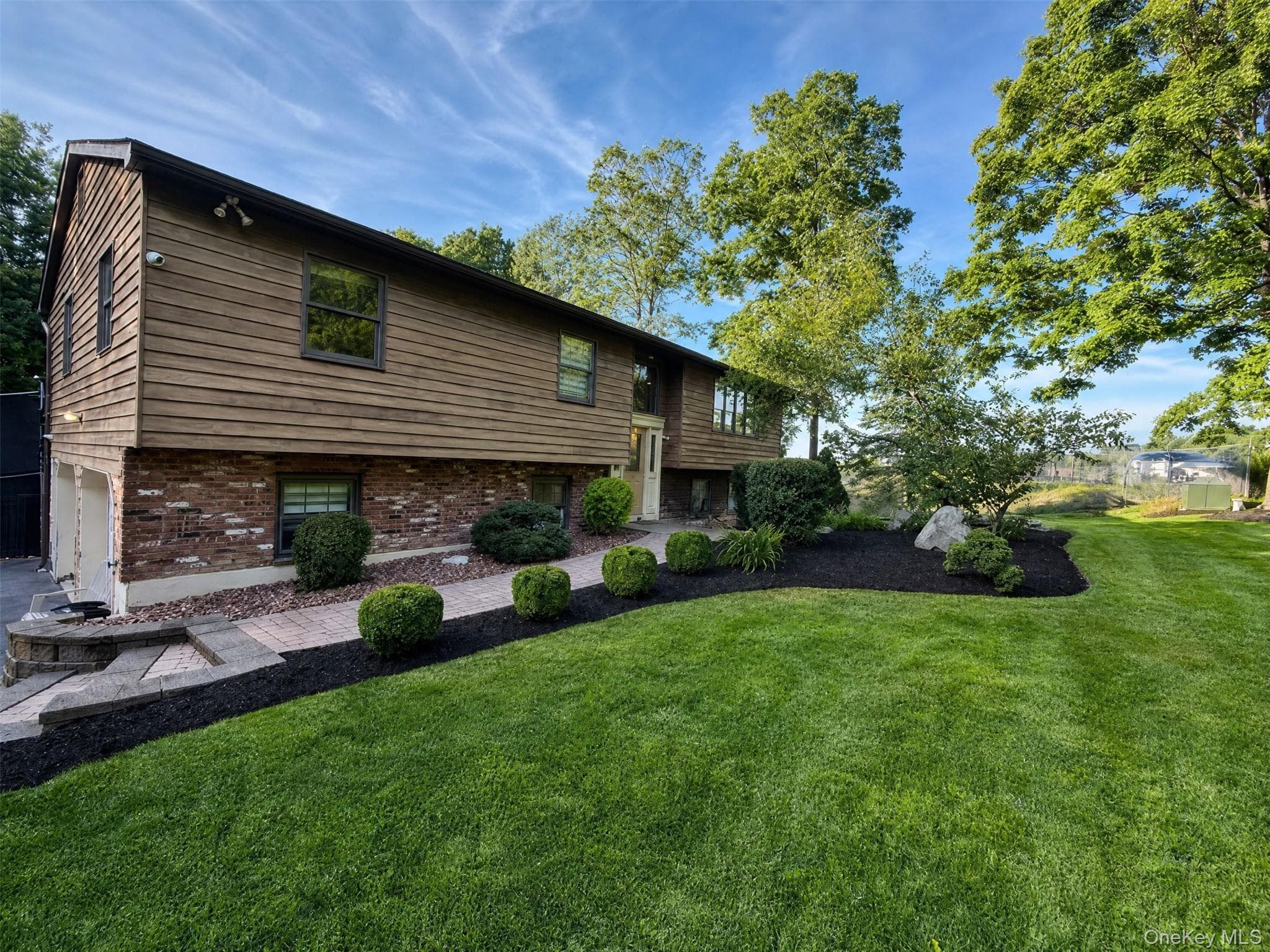 15 Arlington Drive thumbnail 13
