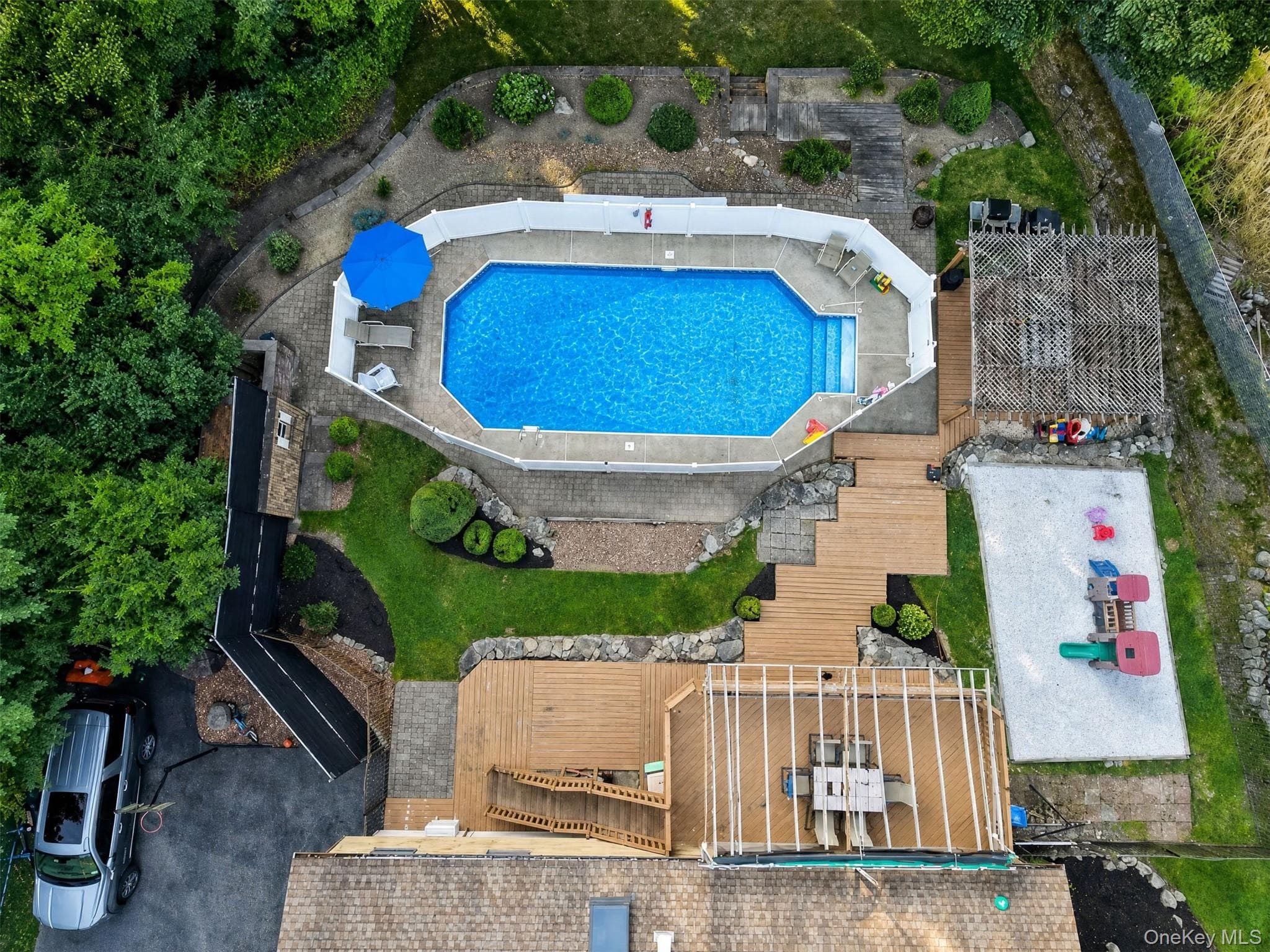 15 Arlington Drive thumbnail 5